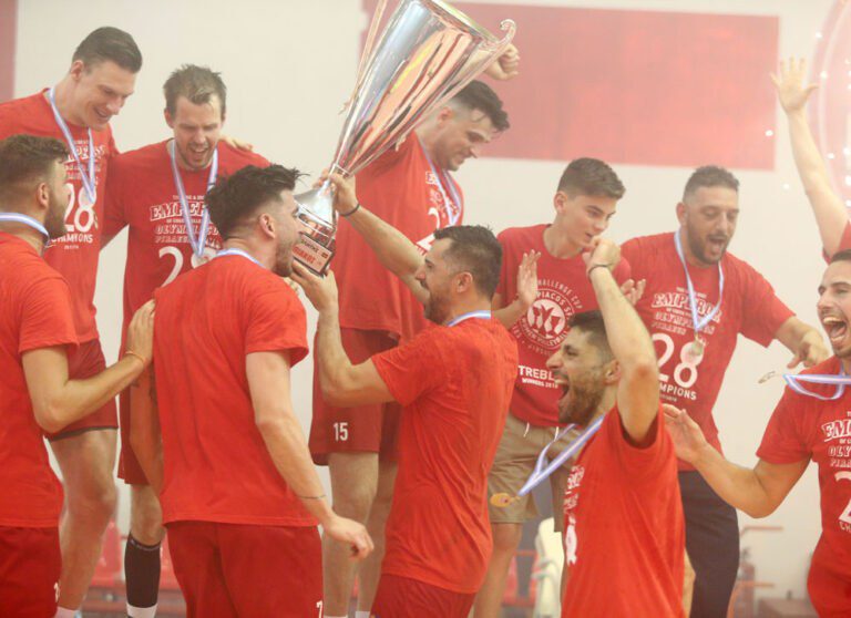 Κατέβασε… την κούπα στο Λιμάνι ο Ολυμπιακός!