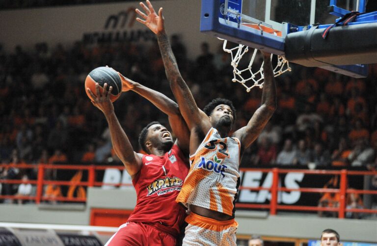 Πήρε… σκούπα και διεκδικεί κούπα ο Ολυμπιακός