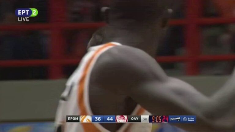 Το κάρφωμα του Μιλουτίνοφ (vid)