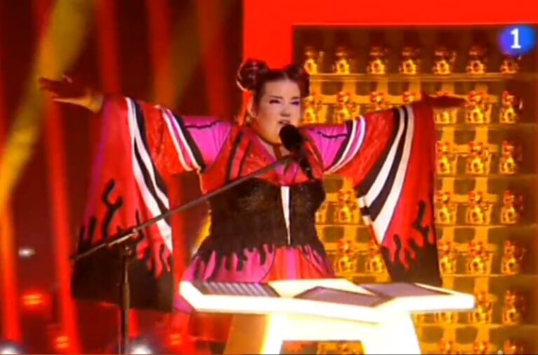 Η γλίστρα της Νetta στη Eurovision (vid)