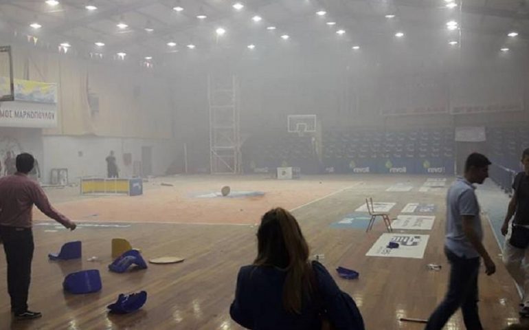 Απίστευτα επεισόδια στο Μαρκόπουλο σε παιχνίδι ΕΣΚΑ (pics, vid)