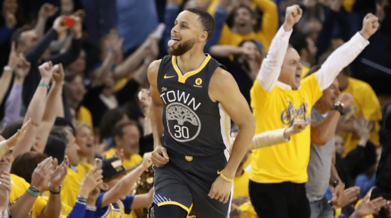 Ο Κάρι βλέπει το καλάθι σαν βαρέλι (pic)