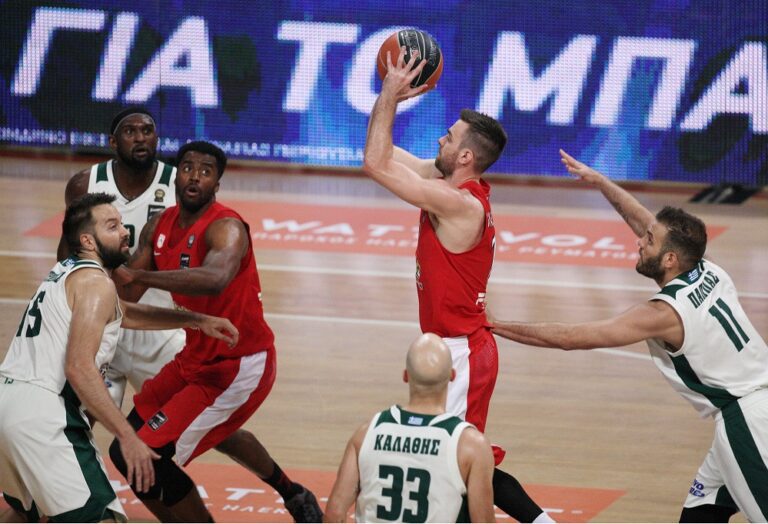 Το πρώτο «ερυθρόλευκο»… break στο πρώτο παιχνίδι