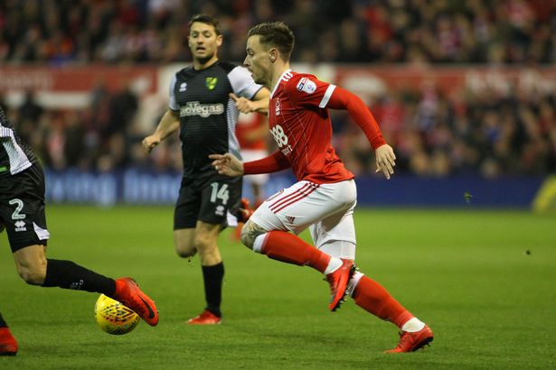 Ενίσχυση σε άμυνα και κέντρο