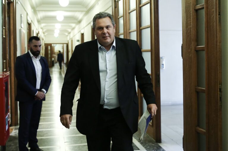 Ο Καμμένος κατήγγειλε σχέδιο εξαγοράς βουλευτών των ΑΝΕΛ