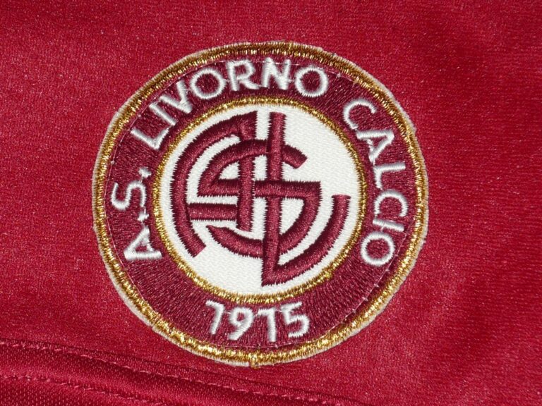 Στα χρώματα της ΑΕΚ η εμφάνιση της Λιβόρνο (pic)