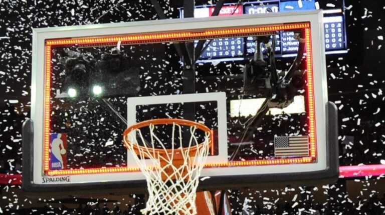 Τα κορυφαία buzzer beater της σεζον στο ΝΒΑ (vid)