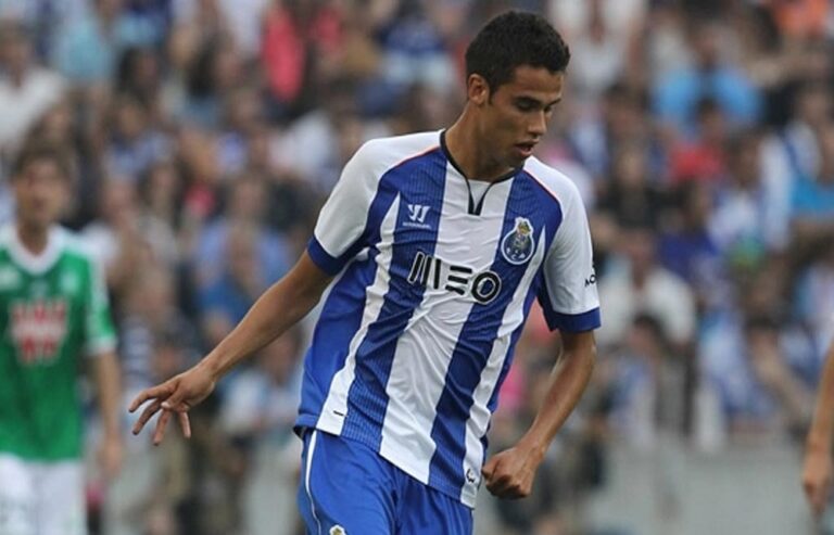 Σενάριο για Ντιέγκο Ρέγες και Ολυμπιακό