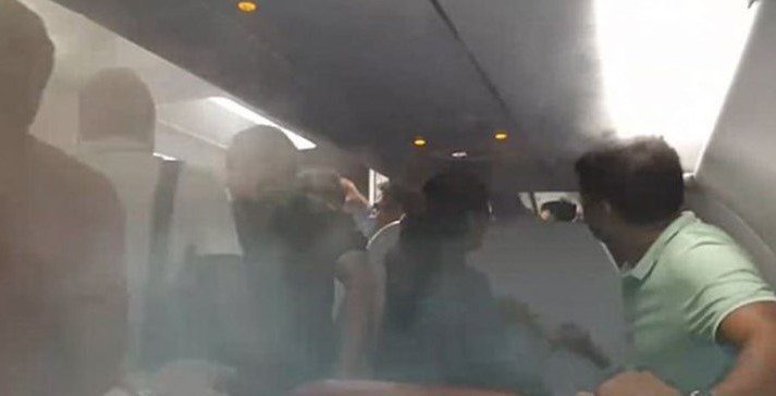 Πιλότος «έπνιξε» τους επιβάτες με το air condition! (vid)
