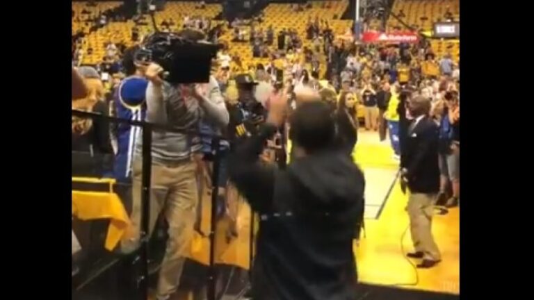 Απίστευτος Κάρι: Το έβαλε… από τη φυσούνα! (vid)