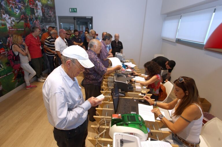 Η πρώτη ημέρα των ανανεώσεων