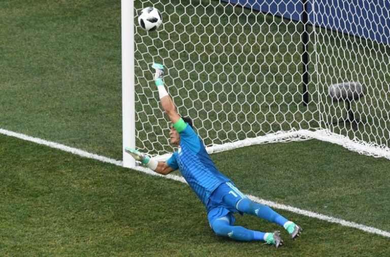 O «πεναλτάκιας» Εσάμ Ελ-Χανταρί (vid)