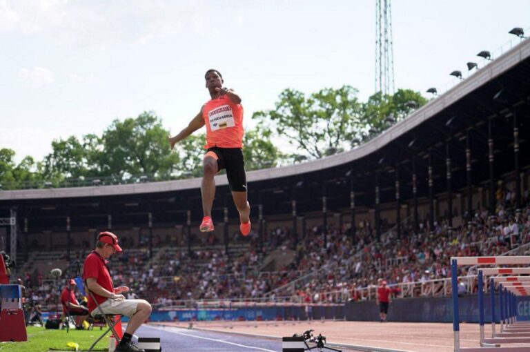 Ο Ετσεβαρία… πατάει στην Κούβα και προσγειώνεται στο Μαϊάμι! Τρελό άλμα [vid]