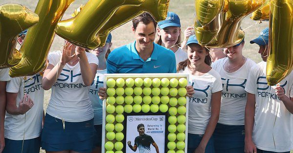 Επέστρεψε στο Νο.1 ο Φέντερερ (vid)