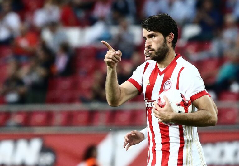 Ανσαριφάρντ: «Συζητάω με τον Ολυμπιακό, αλλά τίποτα δεν είναι σίγουρο»