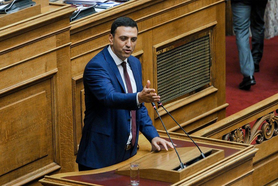 Επίθεση Κικίλια στον Τσίπρα: «Έδωσε τη Μακεδονία και πήρε μία γραβάτα»