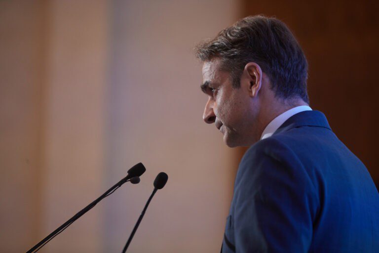 Μητσοτάκης για Τσίπρα: «Εξακολουθεί να προσβάλλει τη νοημοσύνη των Ελλήνων»