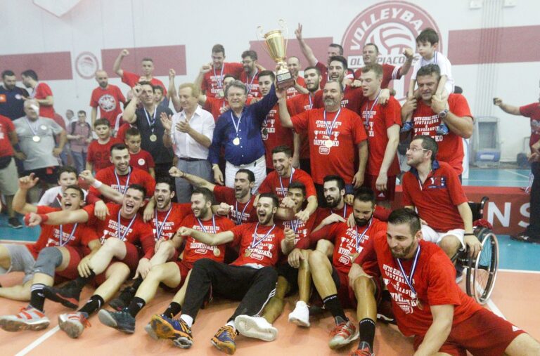 Το θρυλικό πρώτο πρωτάθλημα του Ολυμπιακού!