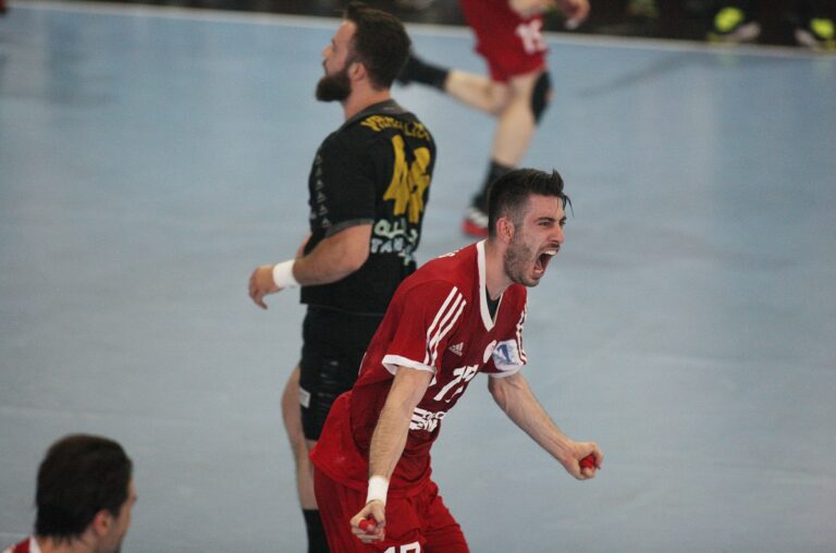 Τεράστιος Ολυμπιακός και… πέμπτος τελικός!