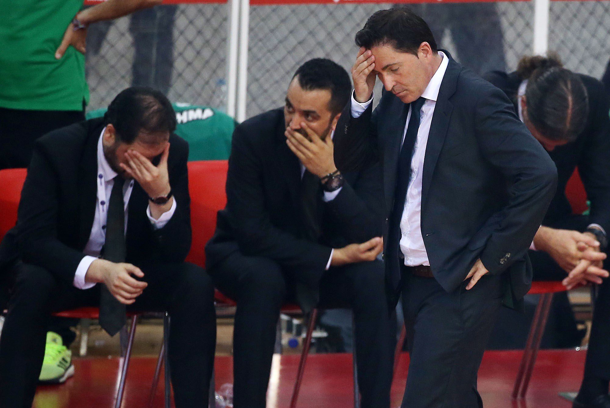 Πασκουάλ: «Άξιζαν τη νίκη. Τους κάναμε δώρο βολές»