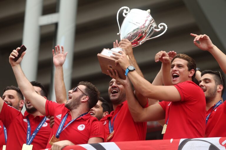 Η φιέστα των Πρωταθλητών Ευρώπης (vids+pics)