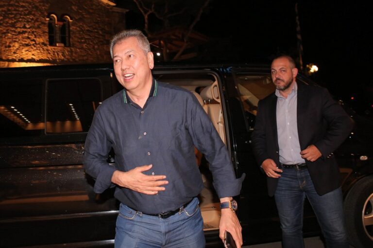 Τα είπαν Αλαφούζος-Παϊρόζ, κρίνεται του Δώνη