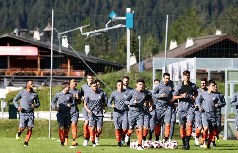 Η πρώτη προπόνηση του Ολυμπιακού στο Ζέεφελντ (pics)