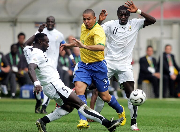 Ο Ρονάλντο ψήφισε και… αγνόησε τον CR7 (pic)