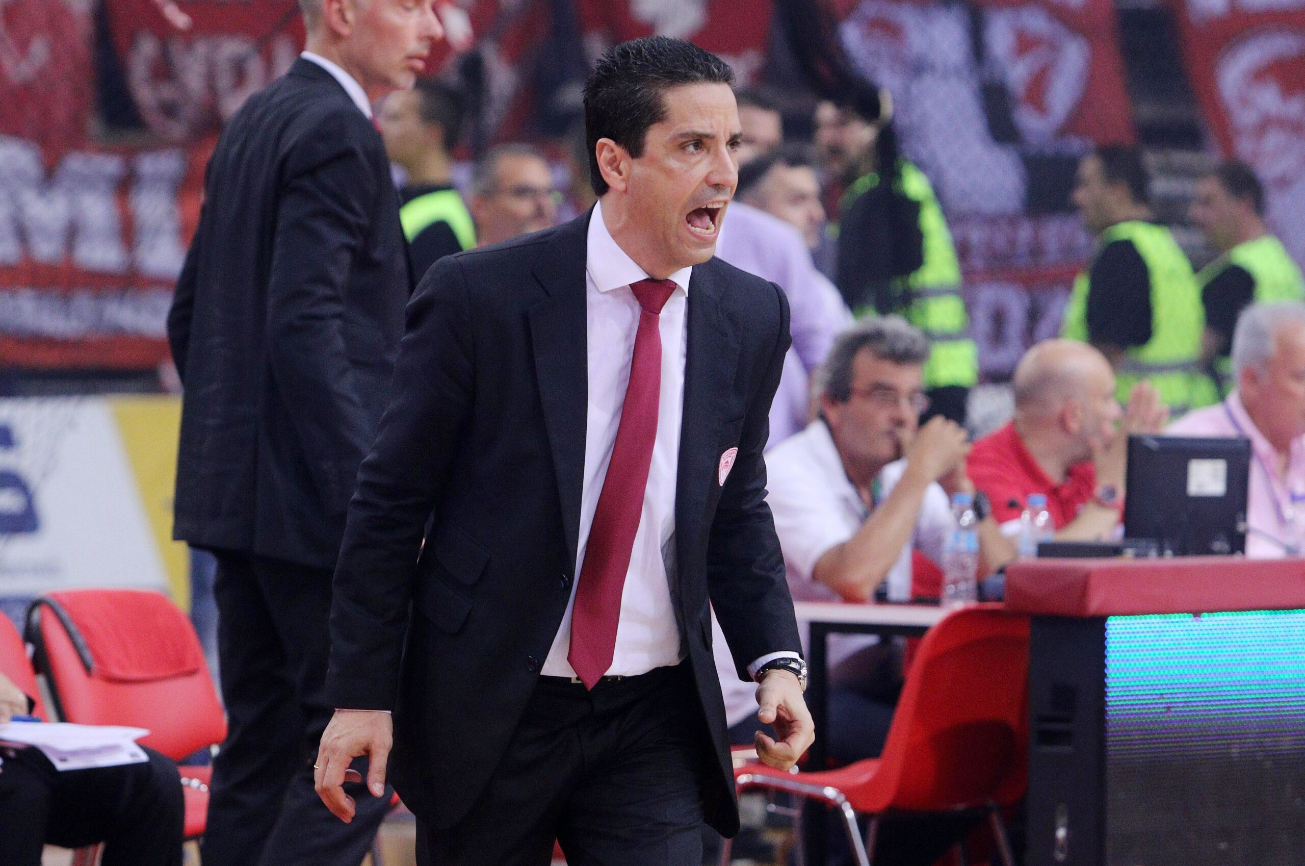 Σφαιρόπουλος: «Πρέπει να ανασυνταχθούμε για το τρίτο ματς»