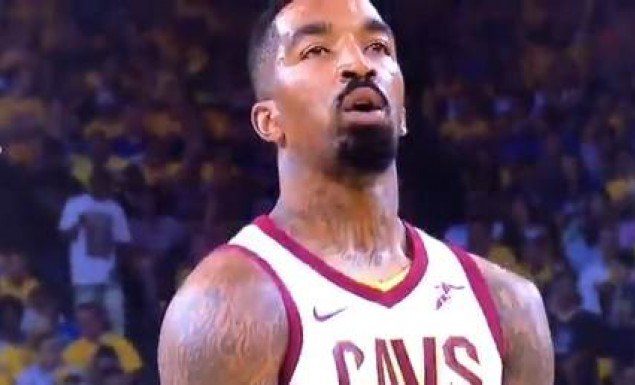 Το απίθανο τρολάρισμα των οπαδών των Γουόριορς στον Σμιθ! (vid)