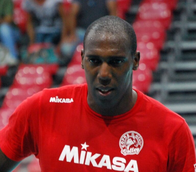 Θέλει Σιμόν η Τσιβιτανόβα