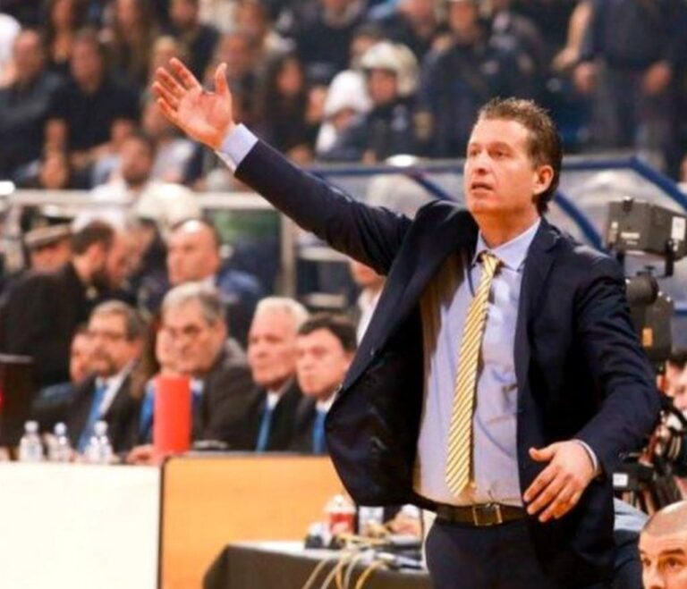 Θρήνος στον Αρη! Εφυγε ο Βασίλης Βουρτζούμης