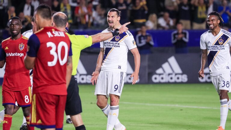 Στη Ρωσία δεν πάει, όμως σκοράρει δις ο Ιμπραΐμοβιτς (vds)