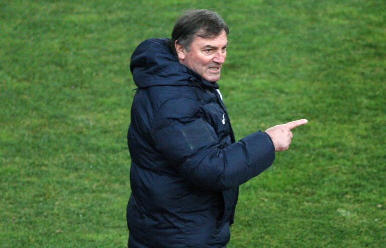 Με τους Ισπανούς μετωπική, με τους Αργεντινούς;