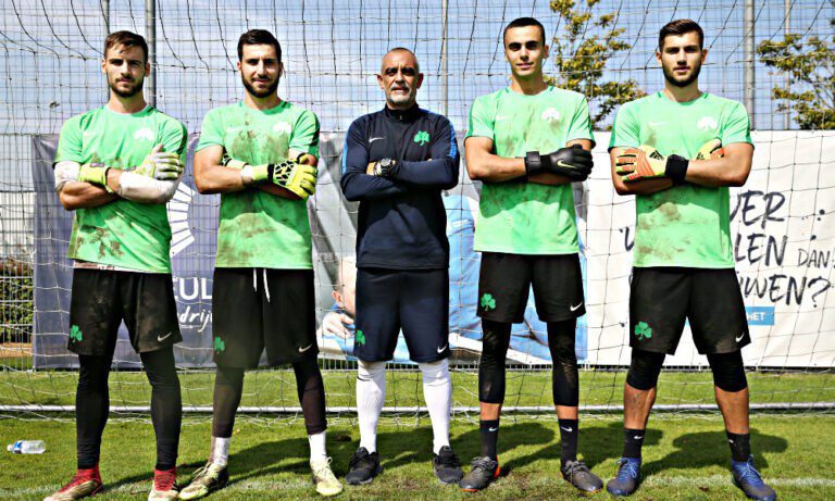 Η άσκηση των τερματοφυλάκων με τα μπαλάκια του τένις! (vids)