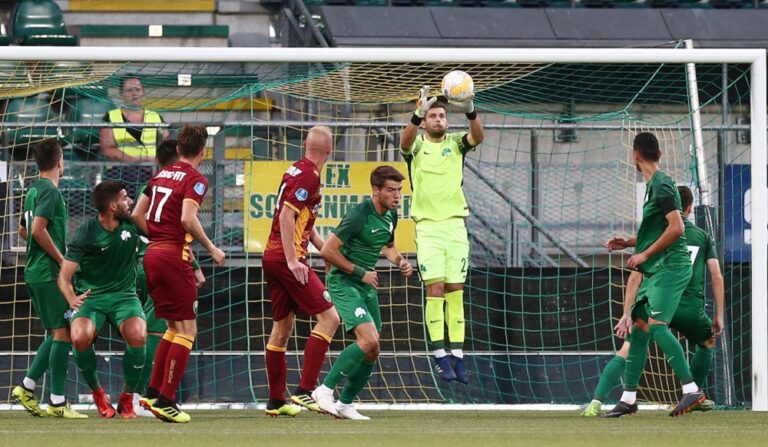 Ντεν Χάαγκ-Παναθηναϊκός: Η ατμόσφαιρα μέσα στο γήπεδο (vids)