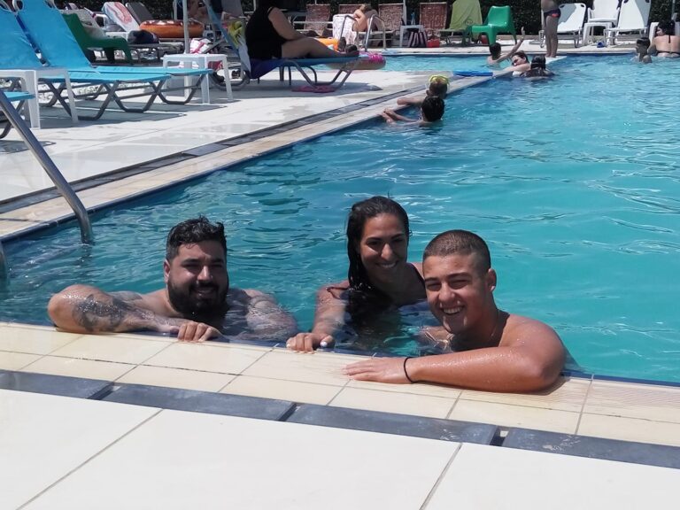 Ραγίζει καρδιές ο Ν.Ο. Αμφιθέας με την ανάρτηση για τον 17χρονο