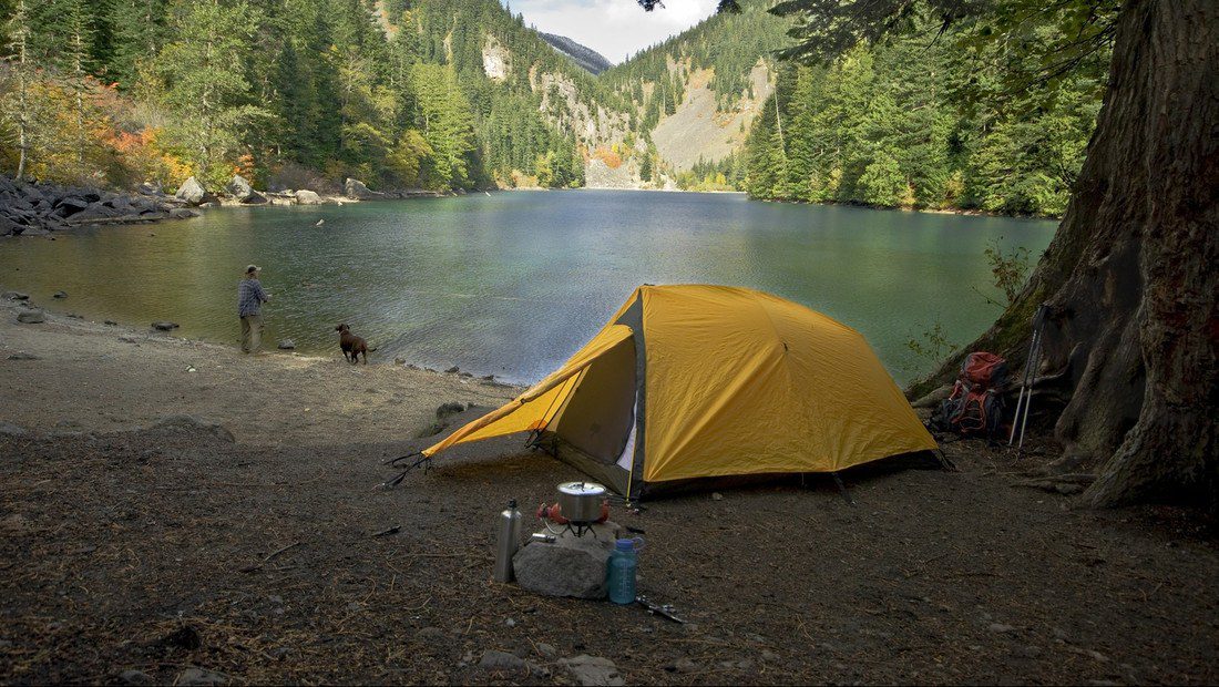 Αυτές είναι μακράν οι καλύτερες αγορές για το κάμπινγκ (vid)
