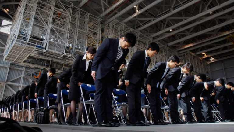 Ένας στους τέσσερις Ιάπωνες θέλει να δολοφονήσει το αφεντικό του