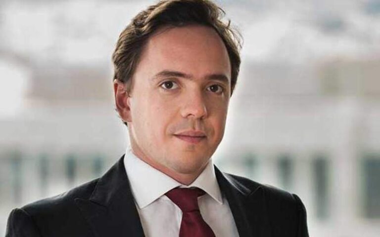 Το τελευταίο αντίο στον Σωκράτη Κόκκαλη Τζ.