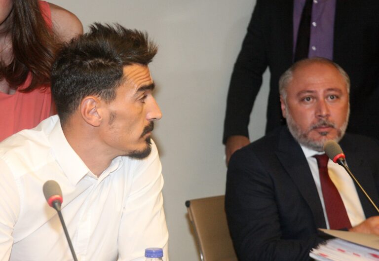 Λάζαρος: «Δεν έχω υπογράψει συμβόλαιο”, το κατέθεσε η ΑΕΚ!