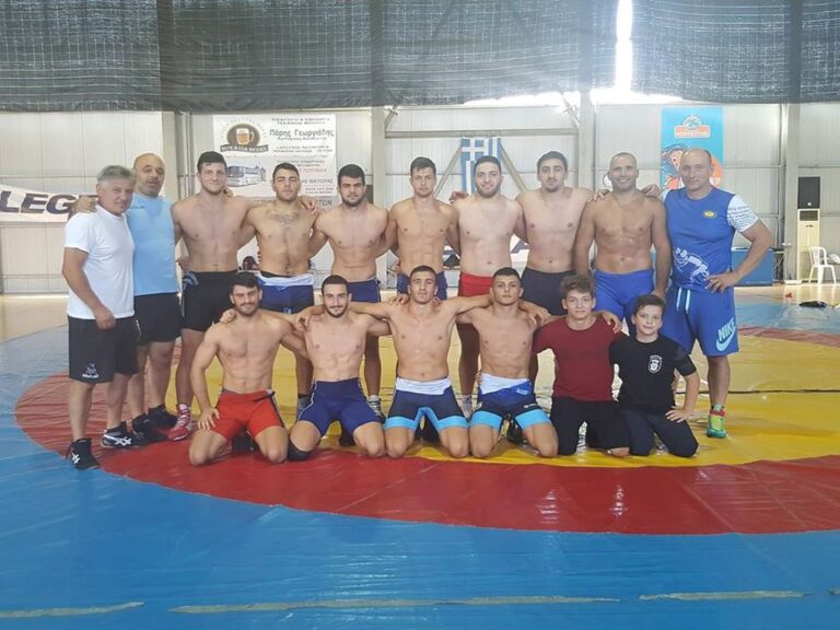 Σε φουλ δράση οι παλαιστές