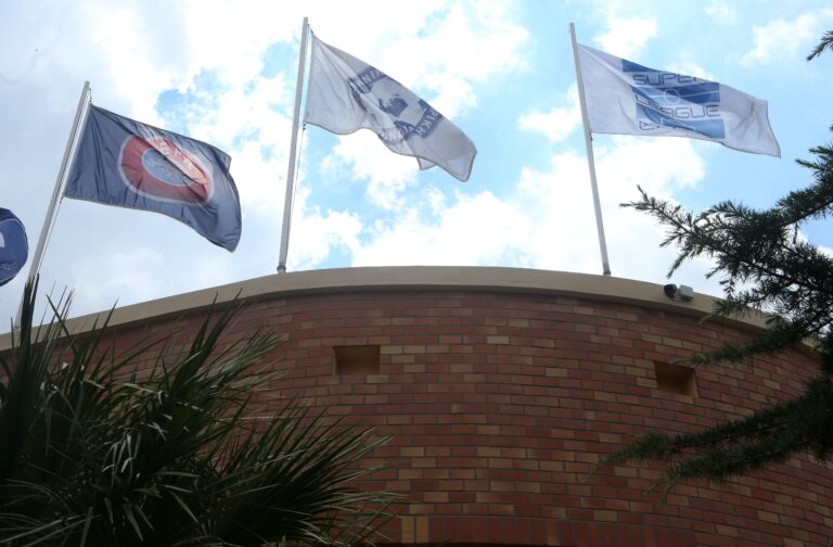 Γίνεται η κλήρωση, αλλά χωρίς προκήρυξη