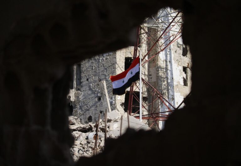 Νέο «λουτρό» αίματος στη Συρία, περισσότεροι από 50 οι νεκροί