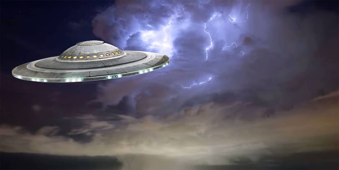 Πρώην Διευθυντής του προγράμματος για τις Διαστημικές Απειλές: «Τα UFO είναι πραγματικά»