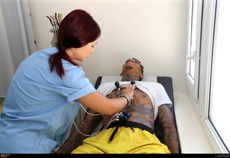 «Αυλαία» με ιατρικές εξετάσεις στον Άρη (pics)