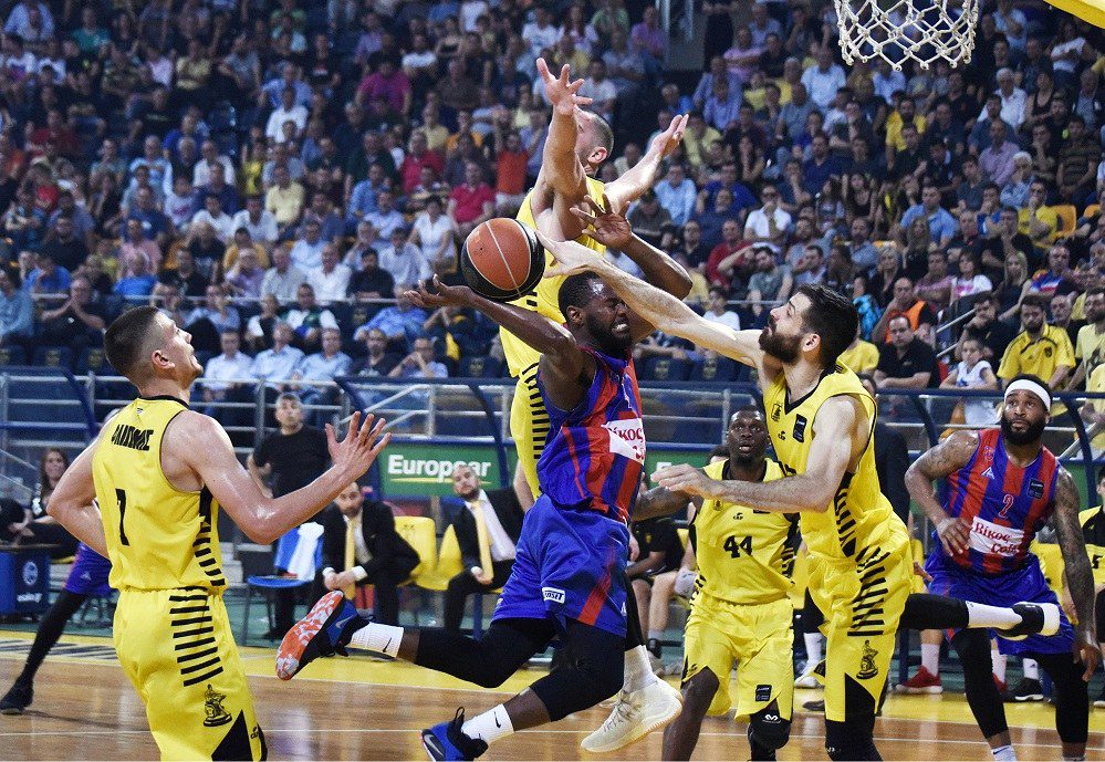 Μπρεϊζελτον: «Να βοηθήσουμε όλοι, ώστε να πετύχουμε το στόχο μας»