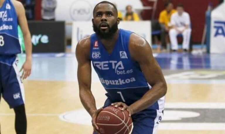 Ανακοίνωσε Αγκμπελέσε ο Χολαργός