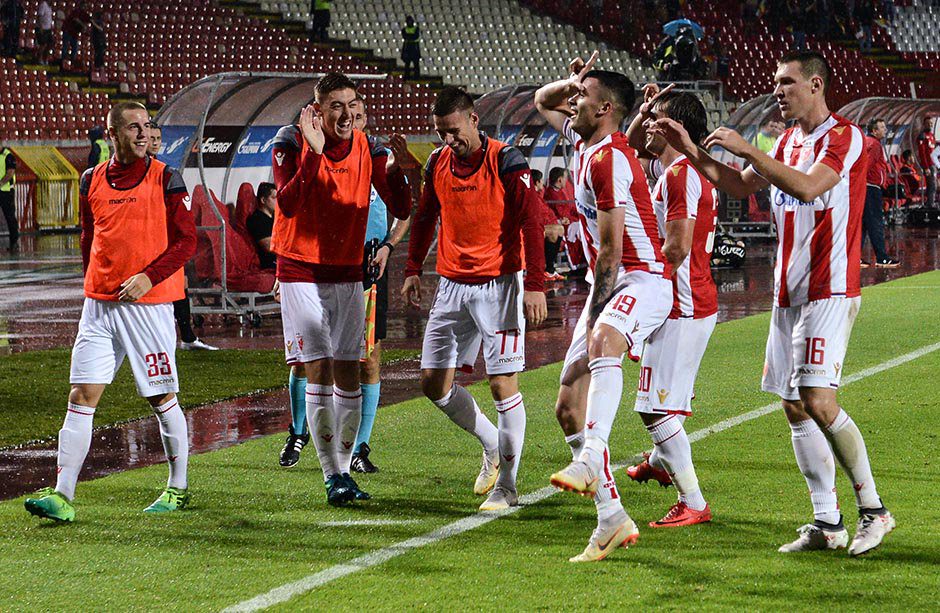 Ερυθρός Αστέρας: Η φυσούνα στο «Μαρακανά» που… τρομάζει (vid)