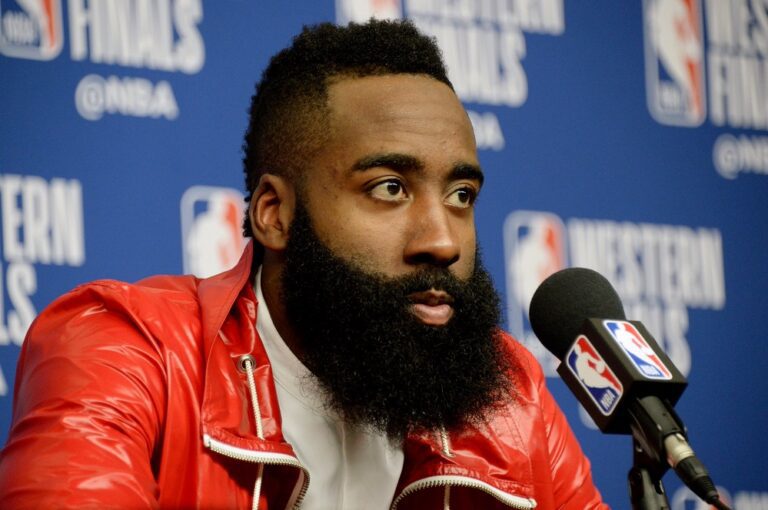 Μπελάδες για τον Τζέιμς Χάρντεν (vid)